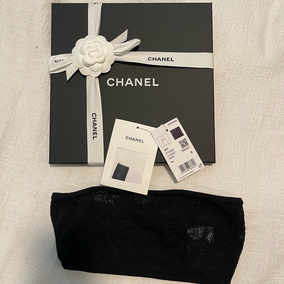 🛑 SOLD 🛑 Chanel Cruise 22 Black Lace Logo Bandeau Top - Sz Small - BNWT - Picture 7 of 10